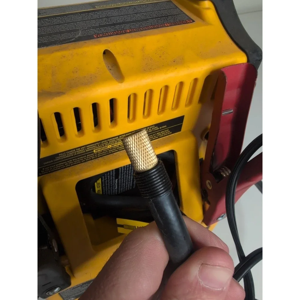 CAT POWER STATION JUMP STARTER AIR COMPRESSOR INVERTER